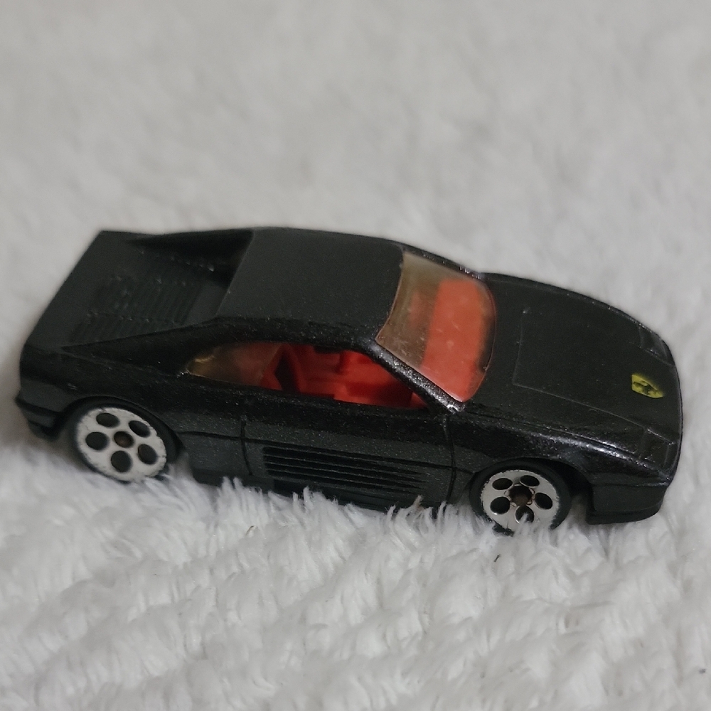 Vintage Ferrari 348 Hot Wheels car 1990